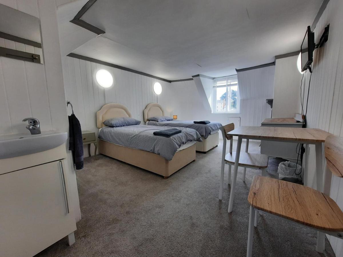 Dawlish Lawn View Apartment Bagian luar foto